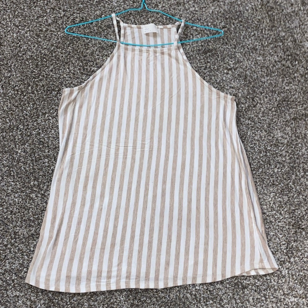 💚 3/$15 Chic Striped Women's Tank Top
